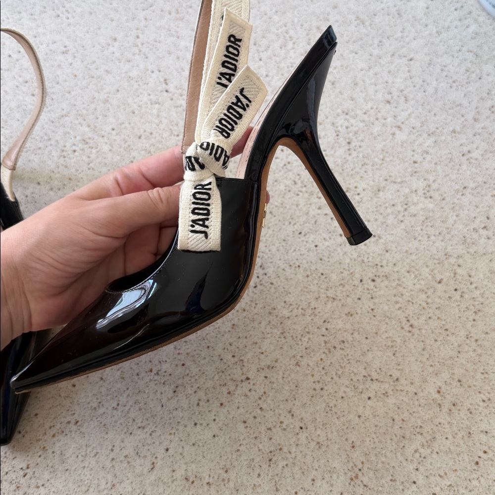 Dior Black Patent Pointed-Toe Slingback Heels with J'Adior Ivory Strap - Picture 4 of 7